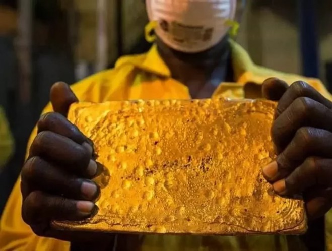 Aukso kasybos kompanijų pajamos nedidėjo per aukso kainų augimą